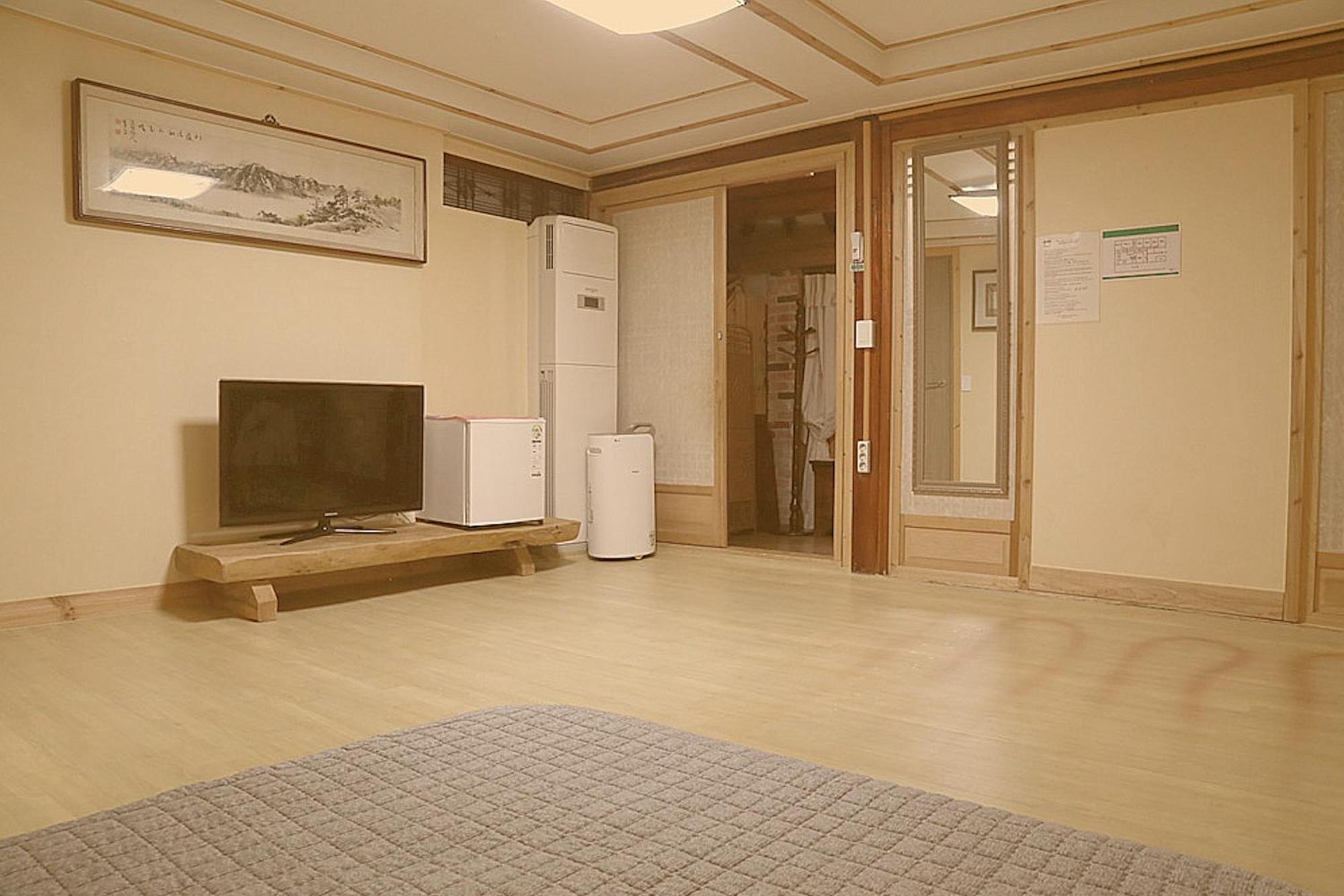 Hanok Story Guesthouse Jeonju Exterior photo