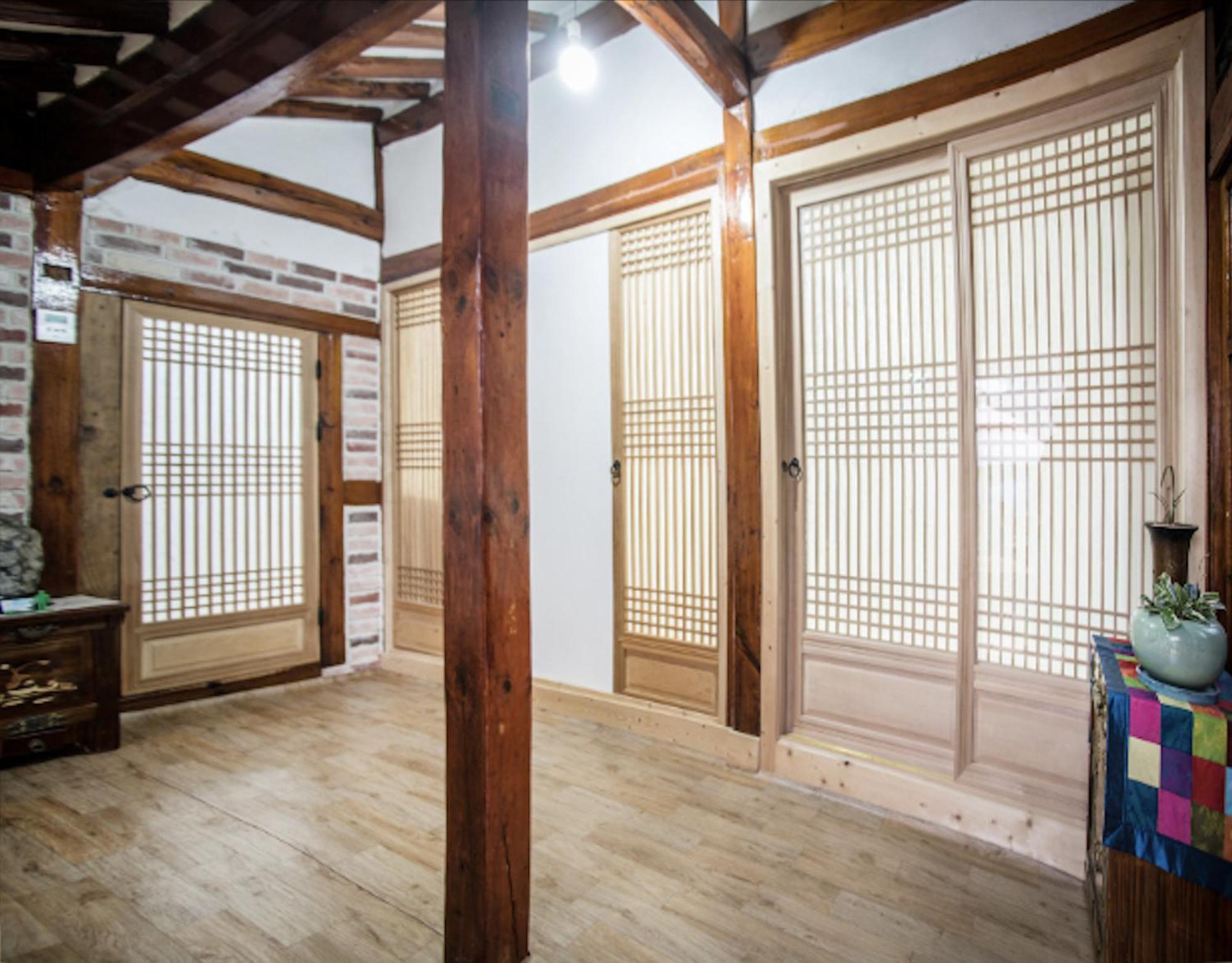 Hanok Story Guesthouse Jeonju Exterior photo