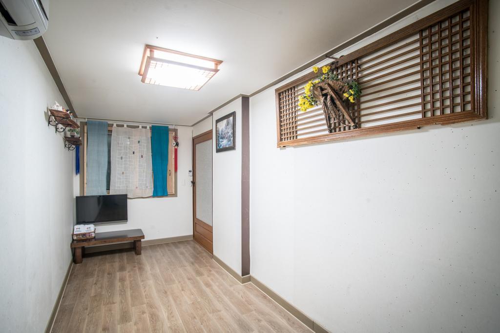 Hanok Story Guesthouse Jeonju Exterior photo