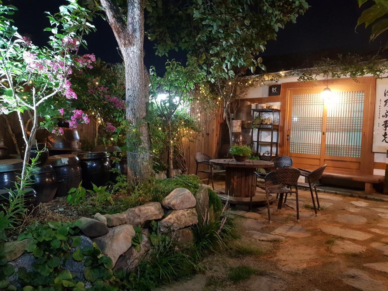 Hanok Story Guesthouse Jeonju Exterior photo