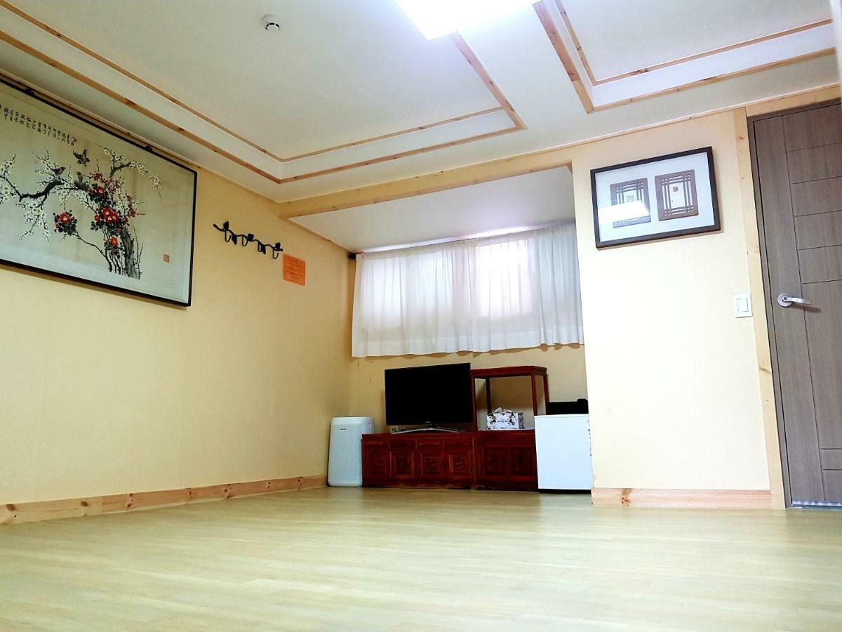 Hanok Story Guesthouse Jeonju Room photo