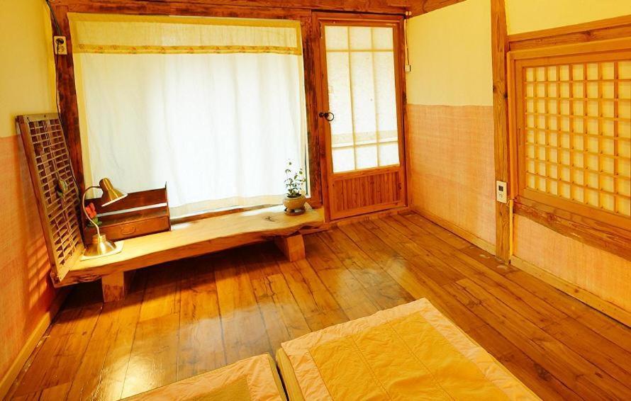 Hanok Story Guesthouse Jeonju Exterior photo