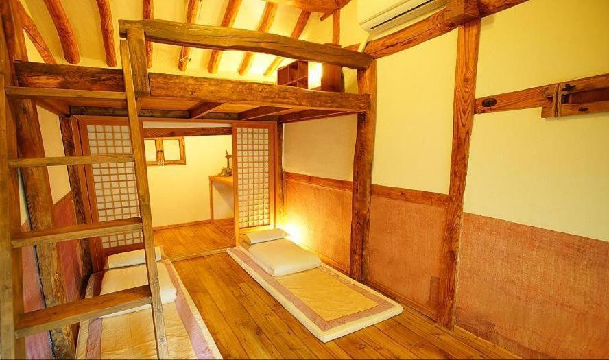 Hanok Story Guesthouse Jeonju Exterior photo